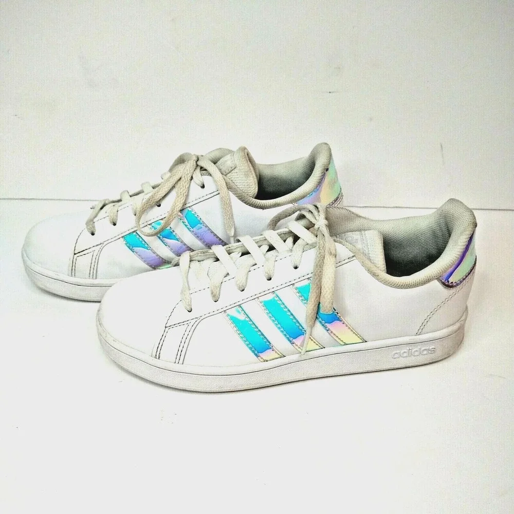 Adidas Originals SuperStar,‎ White Rainbow Stripes Sneakers Size 3.5